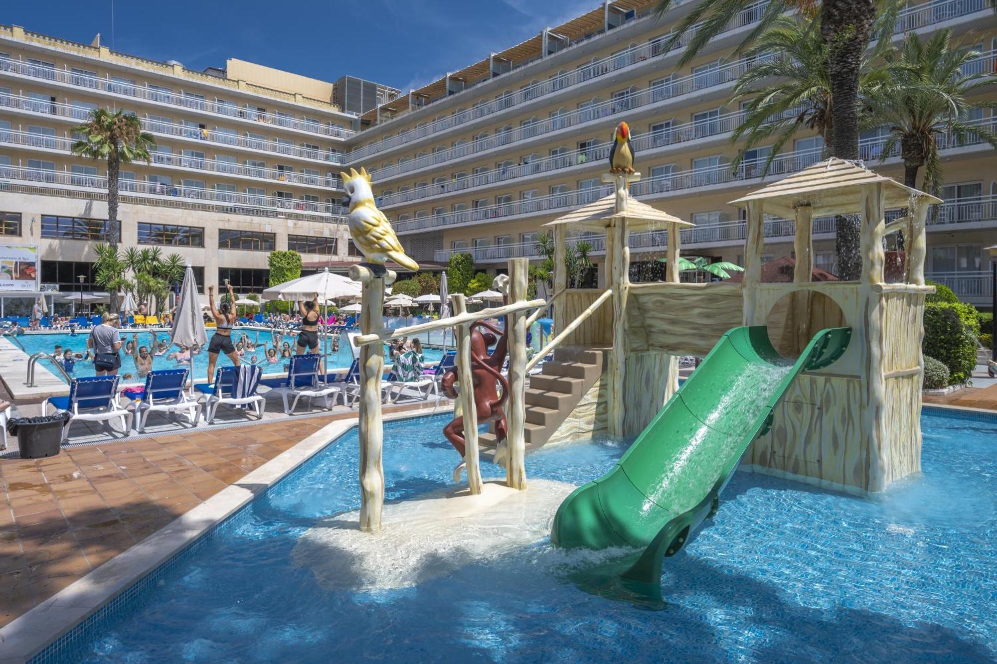 Ght Oasis Park & Spa Λορέτ Ντε Μαρ Εξωτερικό φωτογραφία